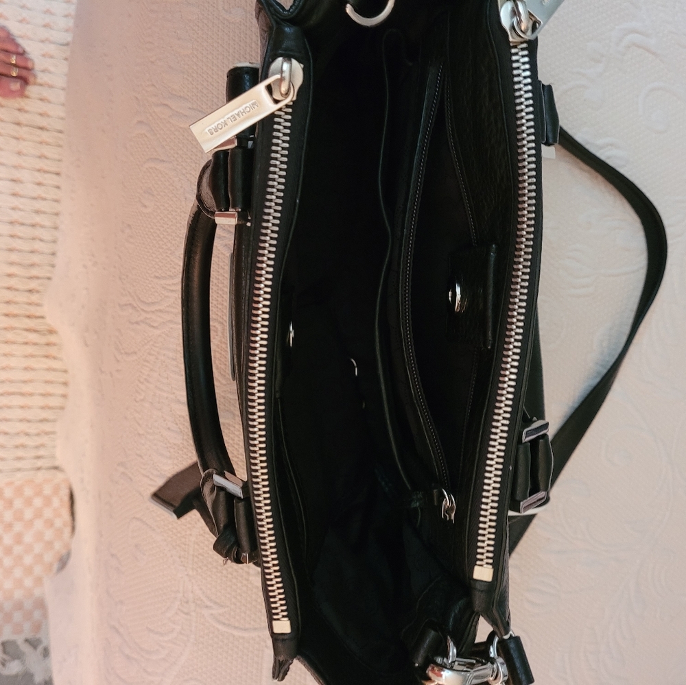 Purse - Picture 2 of 4